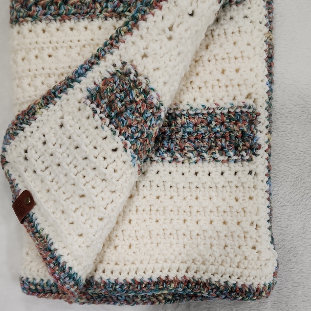 Handmade Crochet Blanket with Multicolor Stripes - Picture 5 of 6